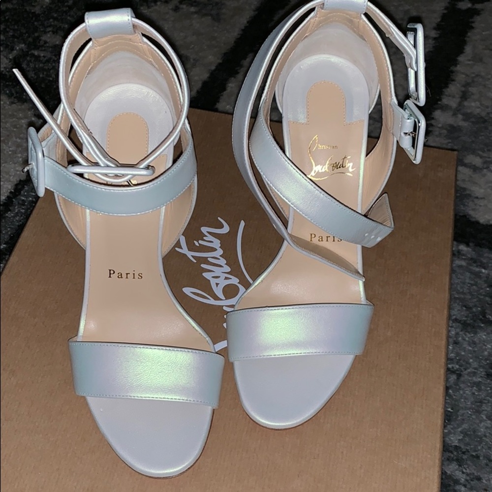 SOLD Gorgeous Christian Louboutin white sandals!! - Picture 2 of 7